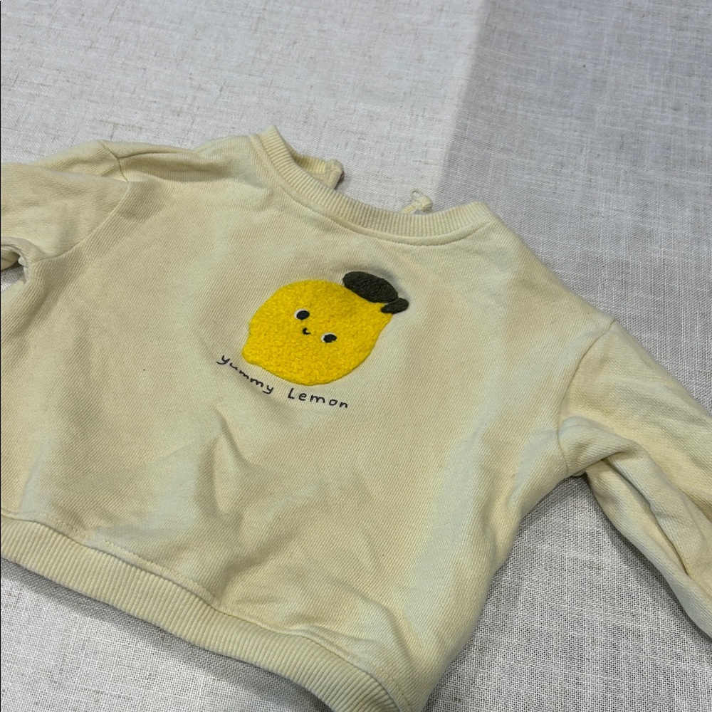 Zara baby. Adorable yummy lemon sweater